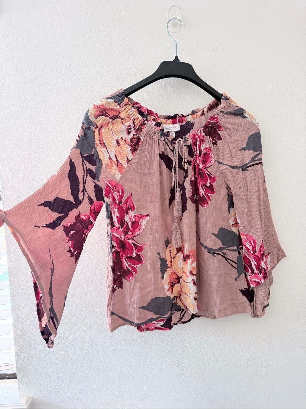 Shyanne Floral Peasant Top Small Pink Boho Bell Sleeve Rayon Tassel Blouse